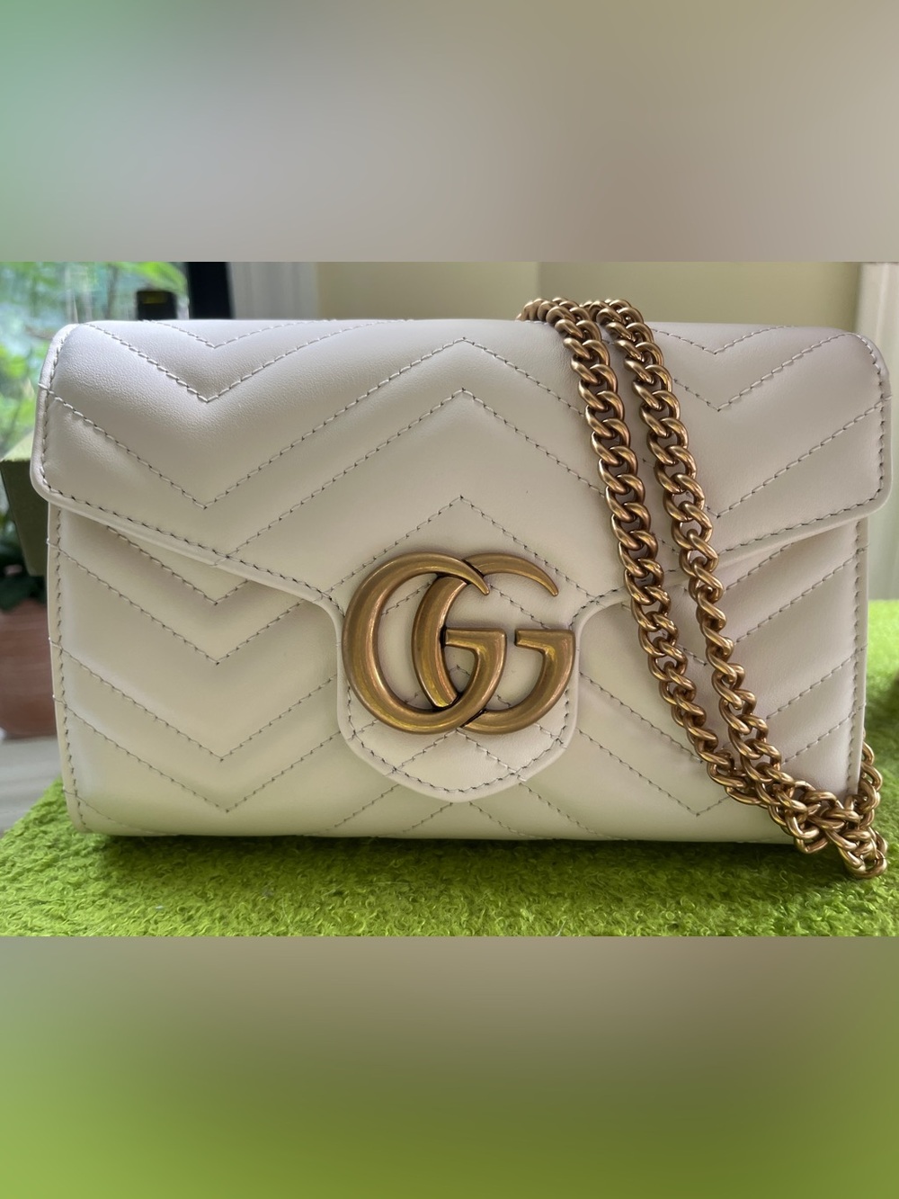 GG Gucci Marmont wallet on chain